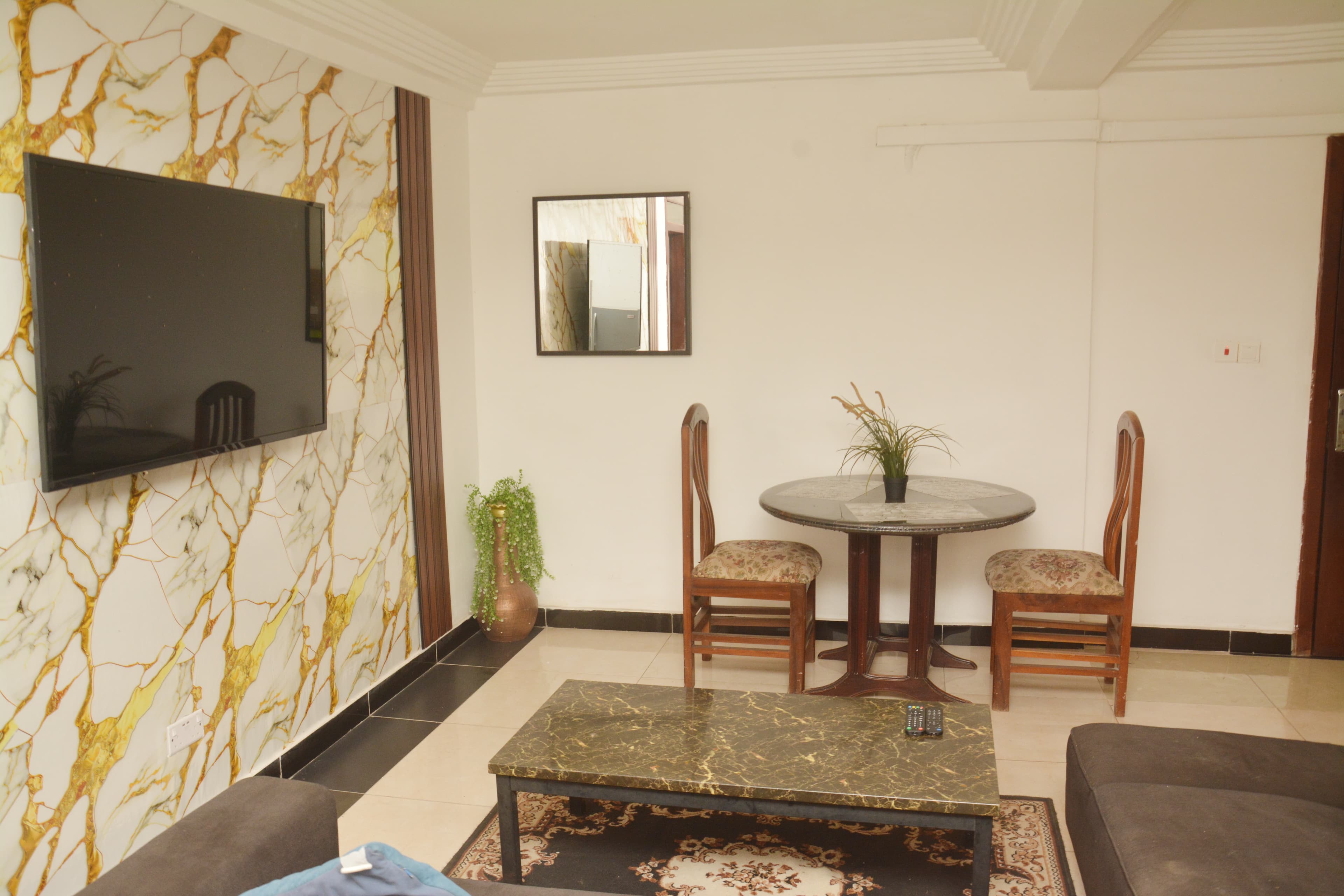 Suite Image