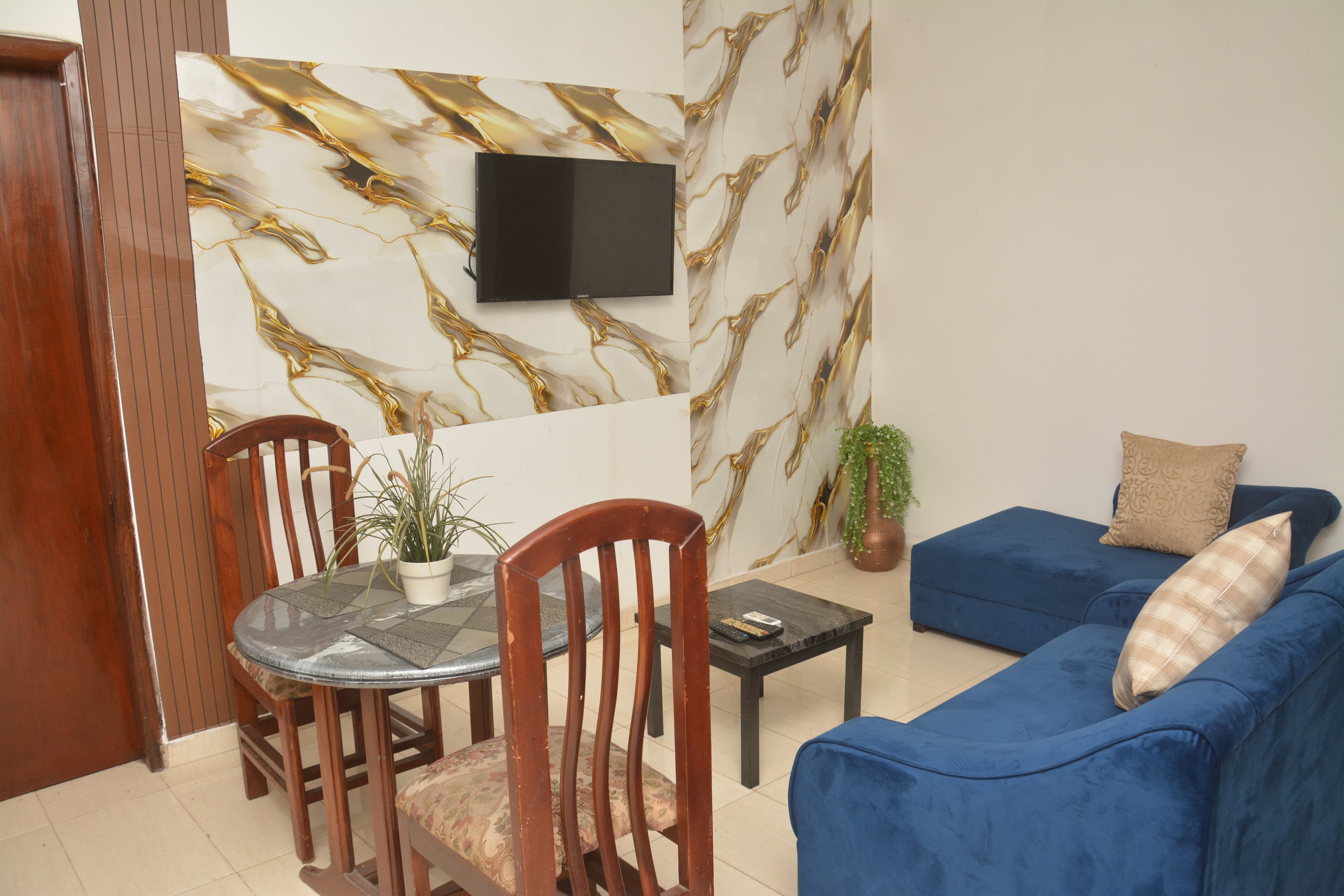 Suite Image
